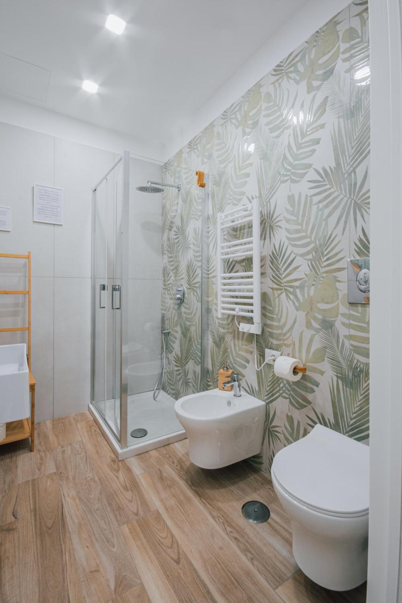 B&B Lara'S Home By I Borbone Naples Exterior photo